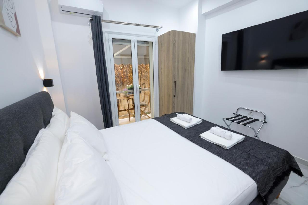 Apollo 2 Bd Jacuzzi Suite Atenas Exterior foto